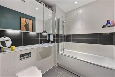 Salcombe Road N16