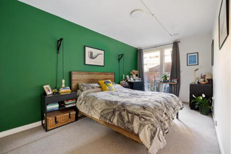 Atkins Square, E8