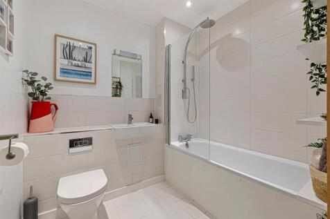 Atkins Square, E8