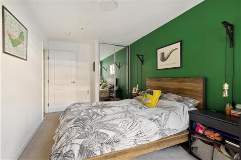 Atkins Square, E8