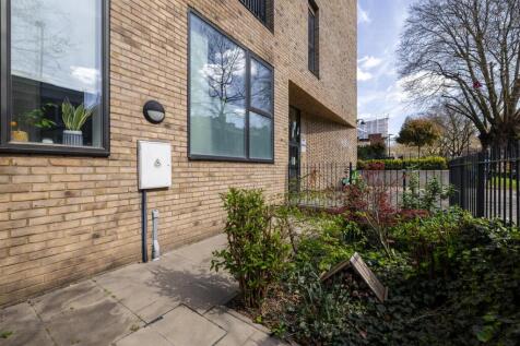Atkins Square, E8