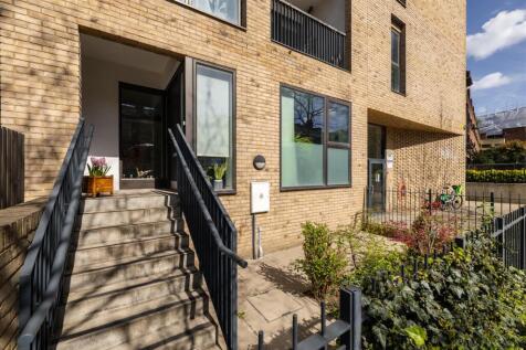 Atkins Square, E8