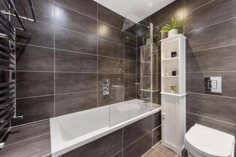 Threaders Apartments E2