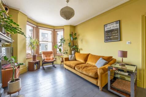 Eagle Mansions, N16