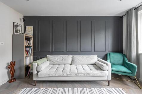 Darnley Road, E9