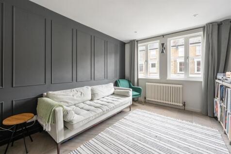Darnley Road, E9