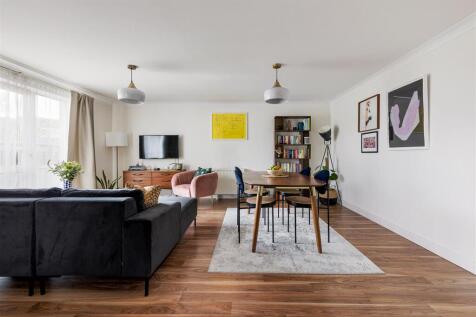 Gray Court, E1