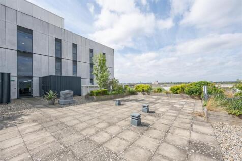 Thomas Tower, Dalston Square E8