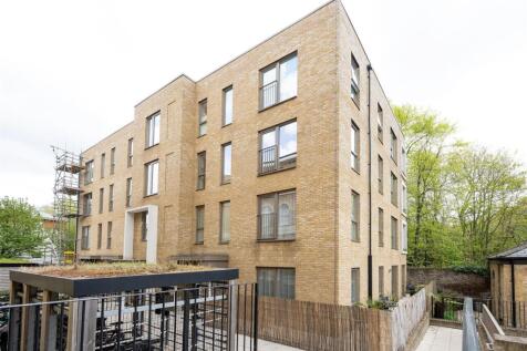 Richard Tress Way, E3