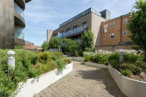 Kingsland High Street-19.jpg21