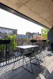 Shore Road E9