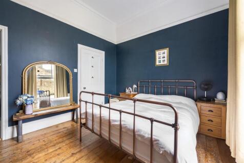 Shacklewell Lane, E8