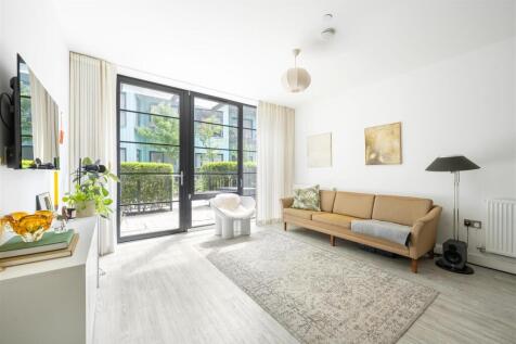 Living-Area-6.jpg