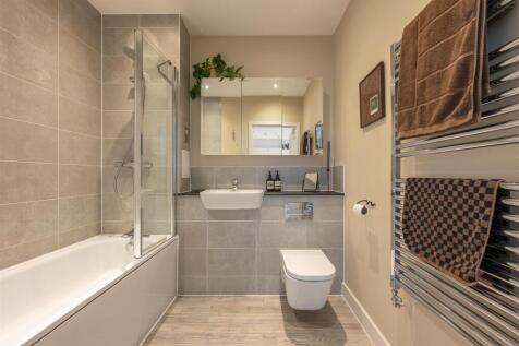 Bathroom.jpg