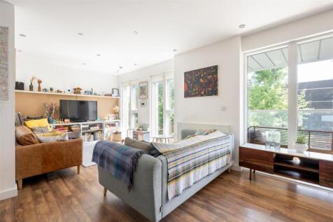 London Lane E8