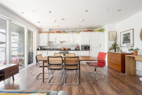 London Lane E8