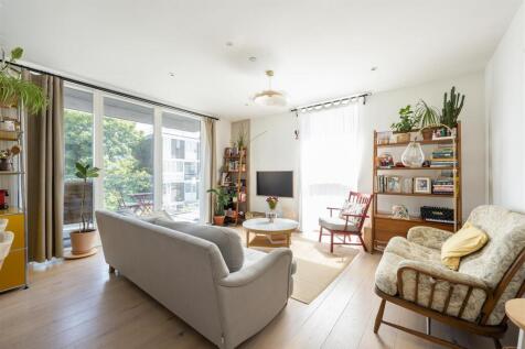 Daley Street, E9