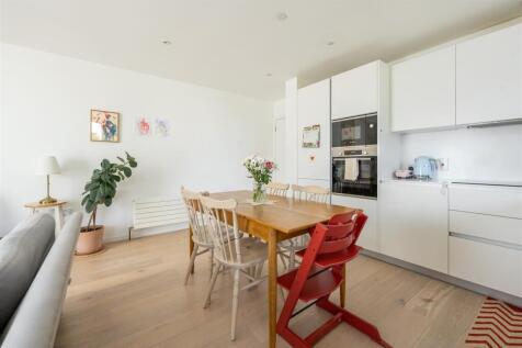 Daley Street, E9