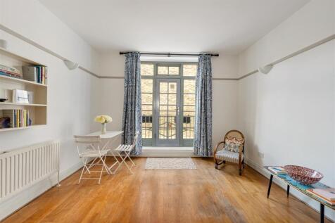 Urswick Road, E9