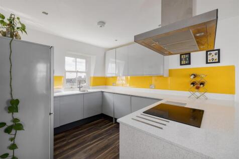Elderfield Road, E5