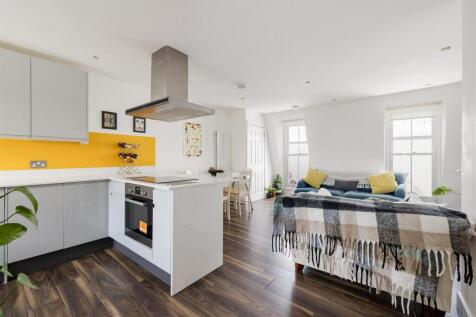 Elderfield Road, E5