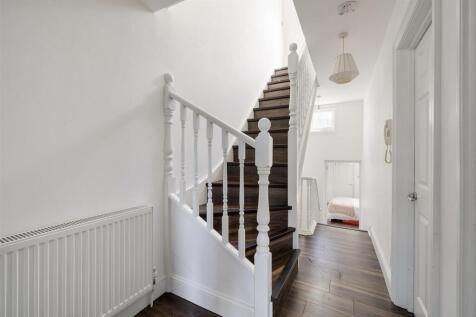 Elderfield Road, E5