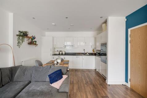 London Lane, E8