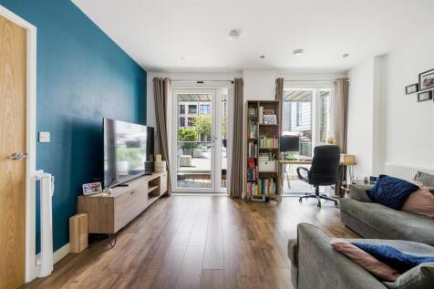 London Lane, E8