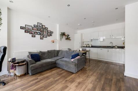 London Lane, E8