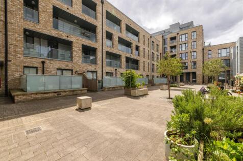 London Lane, E8