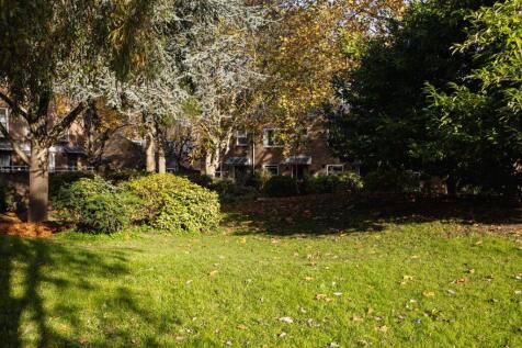 Christchurch Square E9