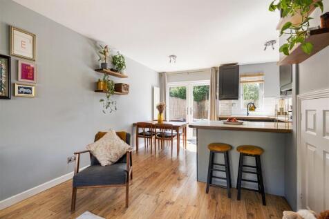 Balcorne Street, E9