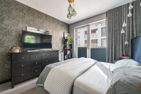 Smeed Road, E3