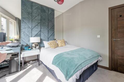Smeed Road, E3
