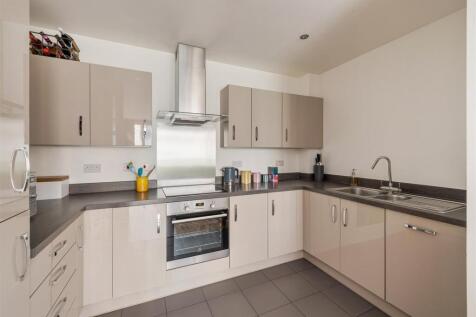 Laburnum Street, E2