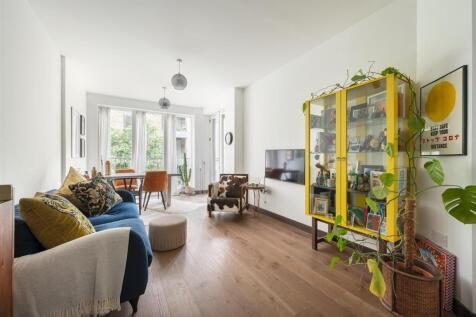 Smeed Road, E3