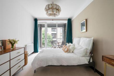 Smeed Road, E3