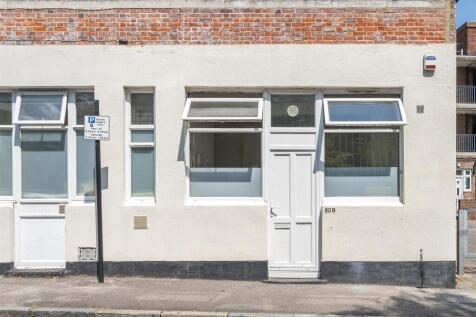 Weymouth Terrace E2