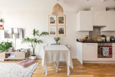 Marcon Place, E8