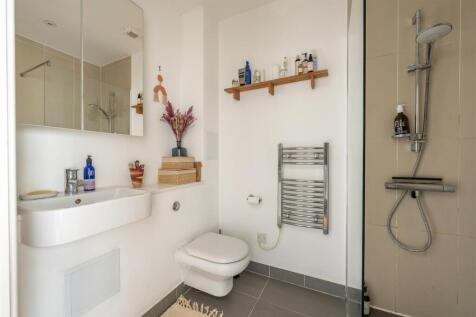 Marcon Place, E8