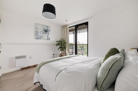 Palmers Road, E2