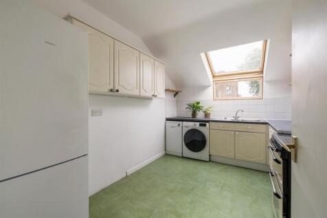 Kenninghall Road E5