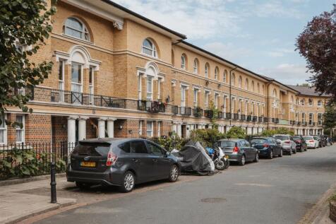Mothers Square E5