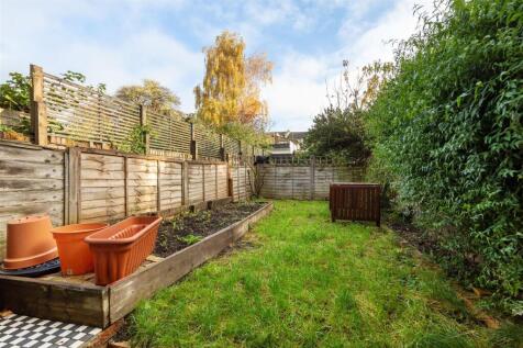 Lansdowne Drive, E8