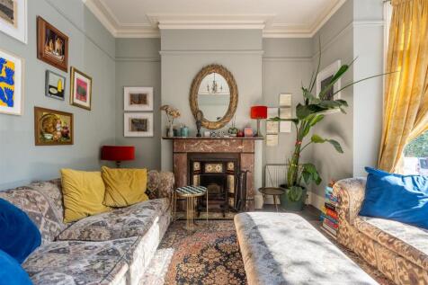 Gunton Road, E5