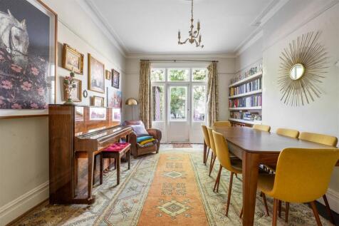 Gunton Road, E5