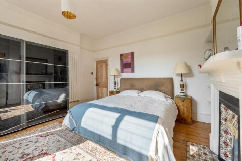 Gunton Road, E5