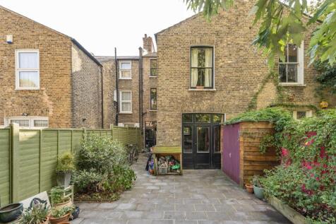 Gunton Road, E5