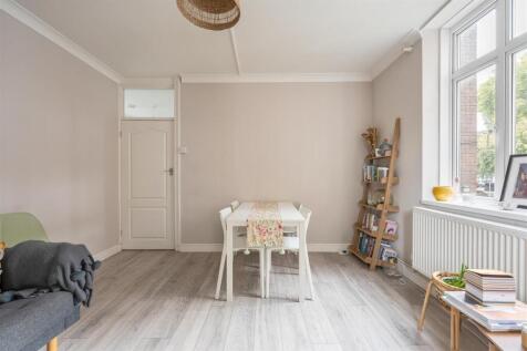 Shacklewell House, E8