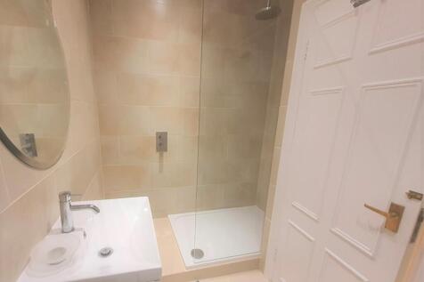 Shower NEW 6, 4 QGT 2021.jpg
